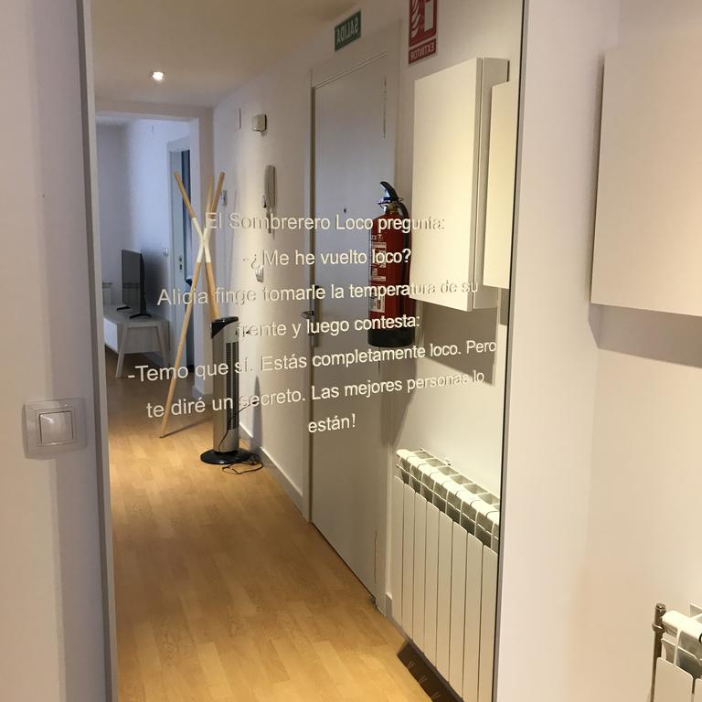 Burgo Apartamento Sombrereria Rimbombin חדר תמונה